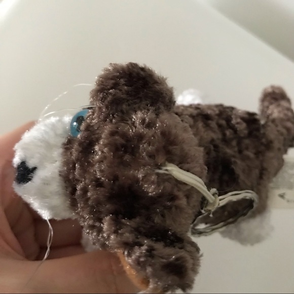 Plush Cat Keychain - Picture 9 of 11